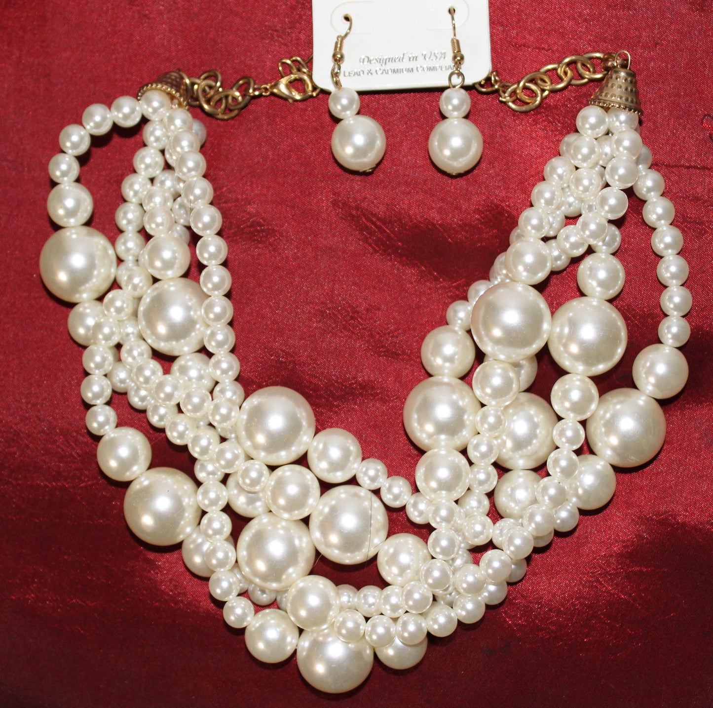 Pearl of pearls Necklace and Earrings Set