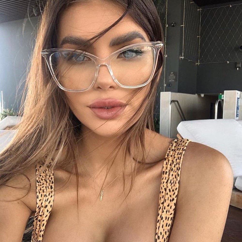 New Ladies Large Cat Eye Flat Glasses Fashion Trend