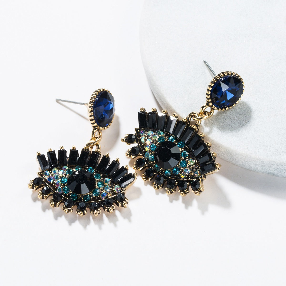 Exaggerated creative devil's eye earrings for women autumn and winter fashion retro style bohemian style