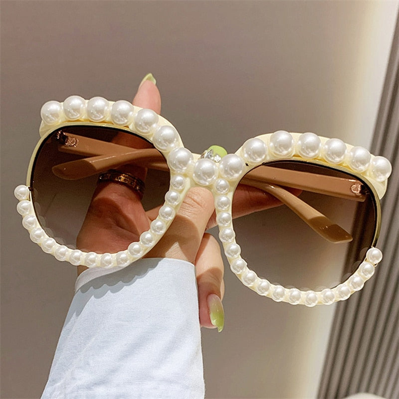 Fashion Retro Heart-Shaped Imitation Pearl Sunglasses UV400 Women