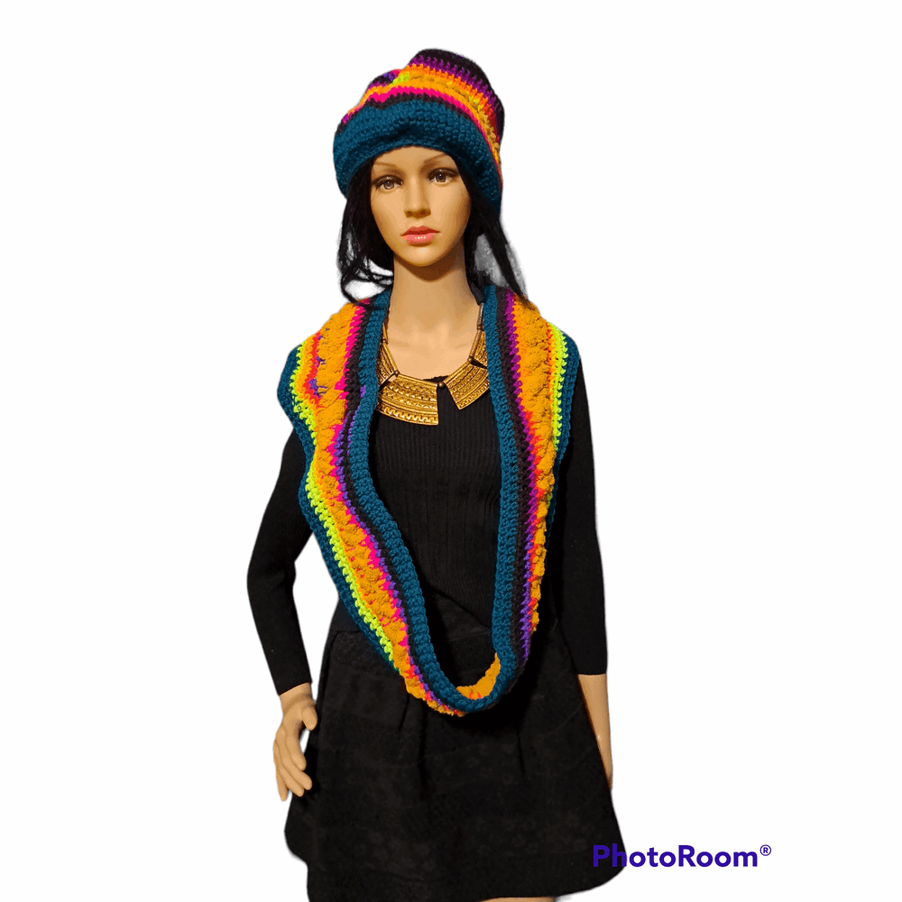 Chill, Spicy & Loud Hat & Infinity Scarf Set