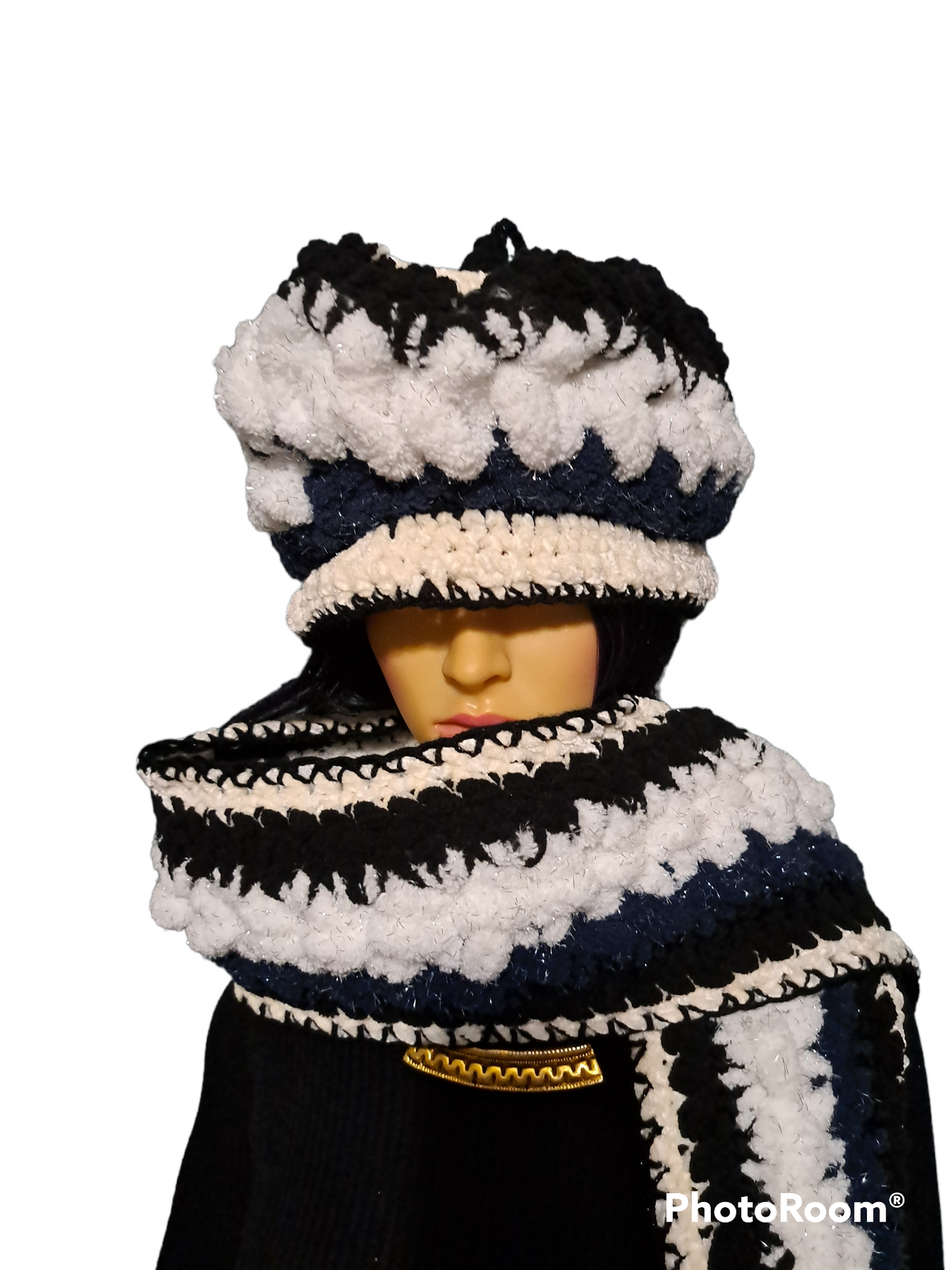 The Queens Comfort Beautiful Hand Crocheted Hat & Scarf Set