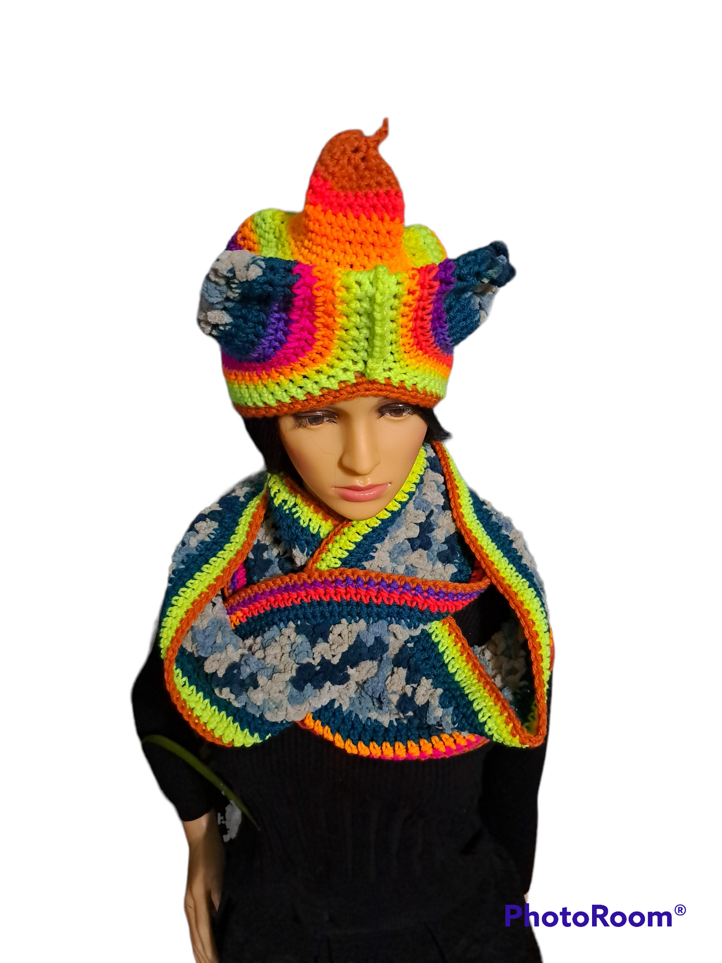 Spicy Pretty Camouflage Hat & Infinity Scarf Set