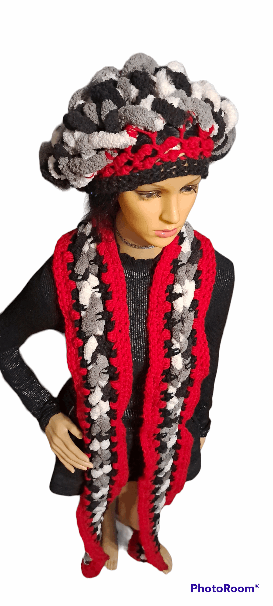 Quietly Loud Hat & Scarf Set