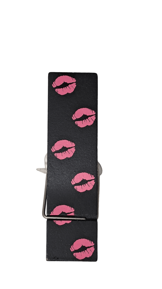 Large Kissy Lips Clothes Pin