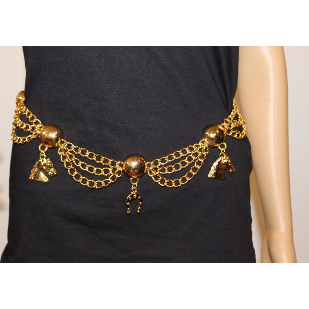 Gold horseshoe/head chain belt Necklace